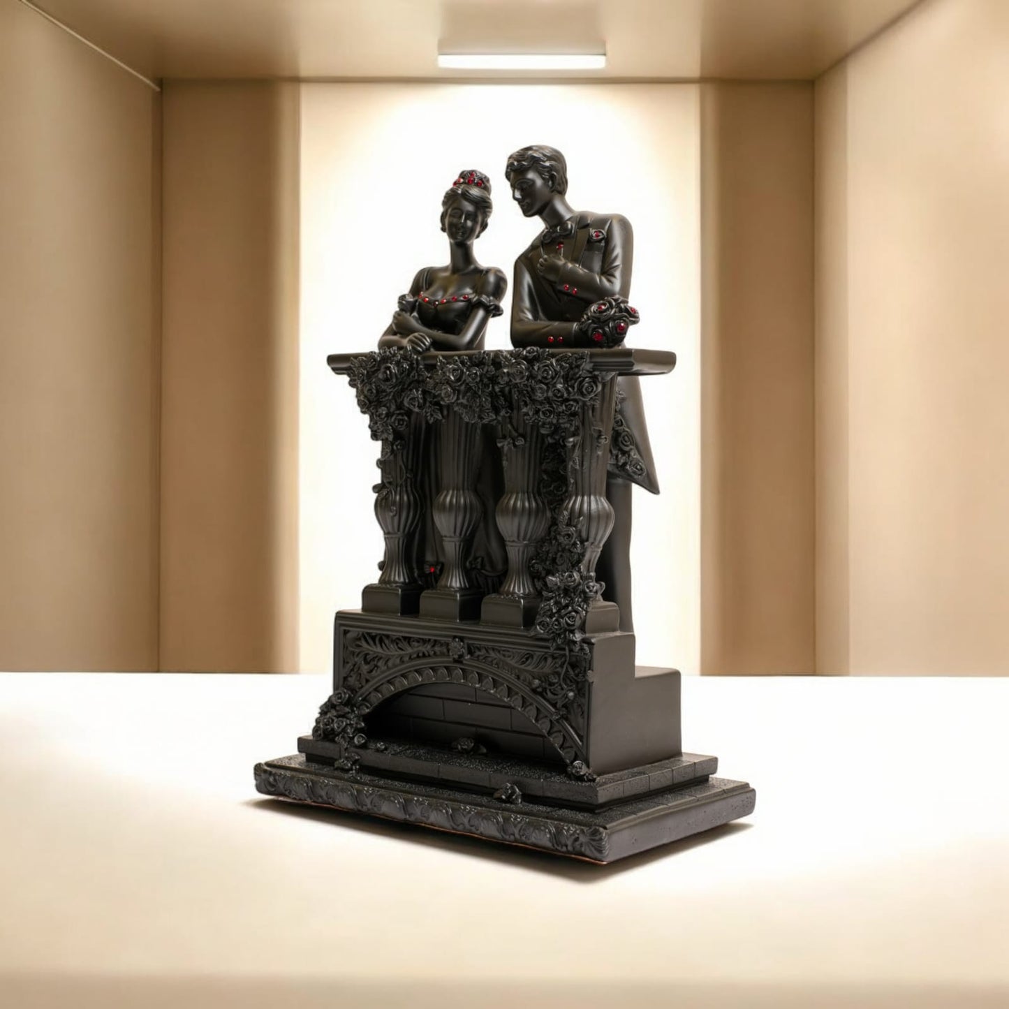 TIMELESS ROMANCE WEDDING SCULPTURE