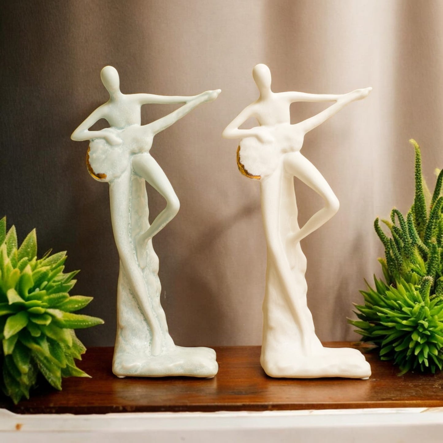 GRACE IN MOTION – ABSTRACT GUITARIST FIGURINE SET