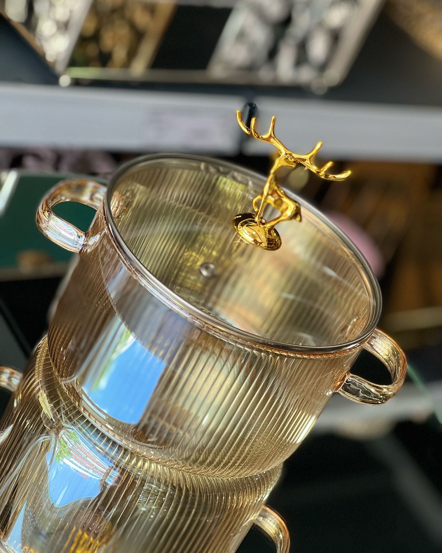 Glass Cooking Pot with Golden Deer Lid