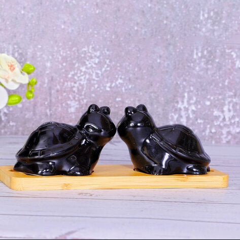 Stylish Ceramic Salt and Pepper Skaker Set