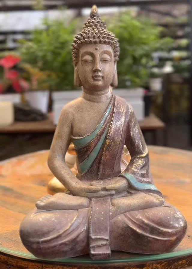 Elegant Seated Buddha Idol