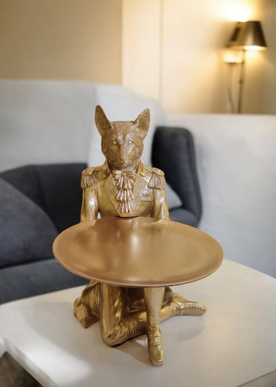Sauve Wolf Sitting-black