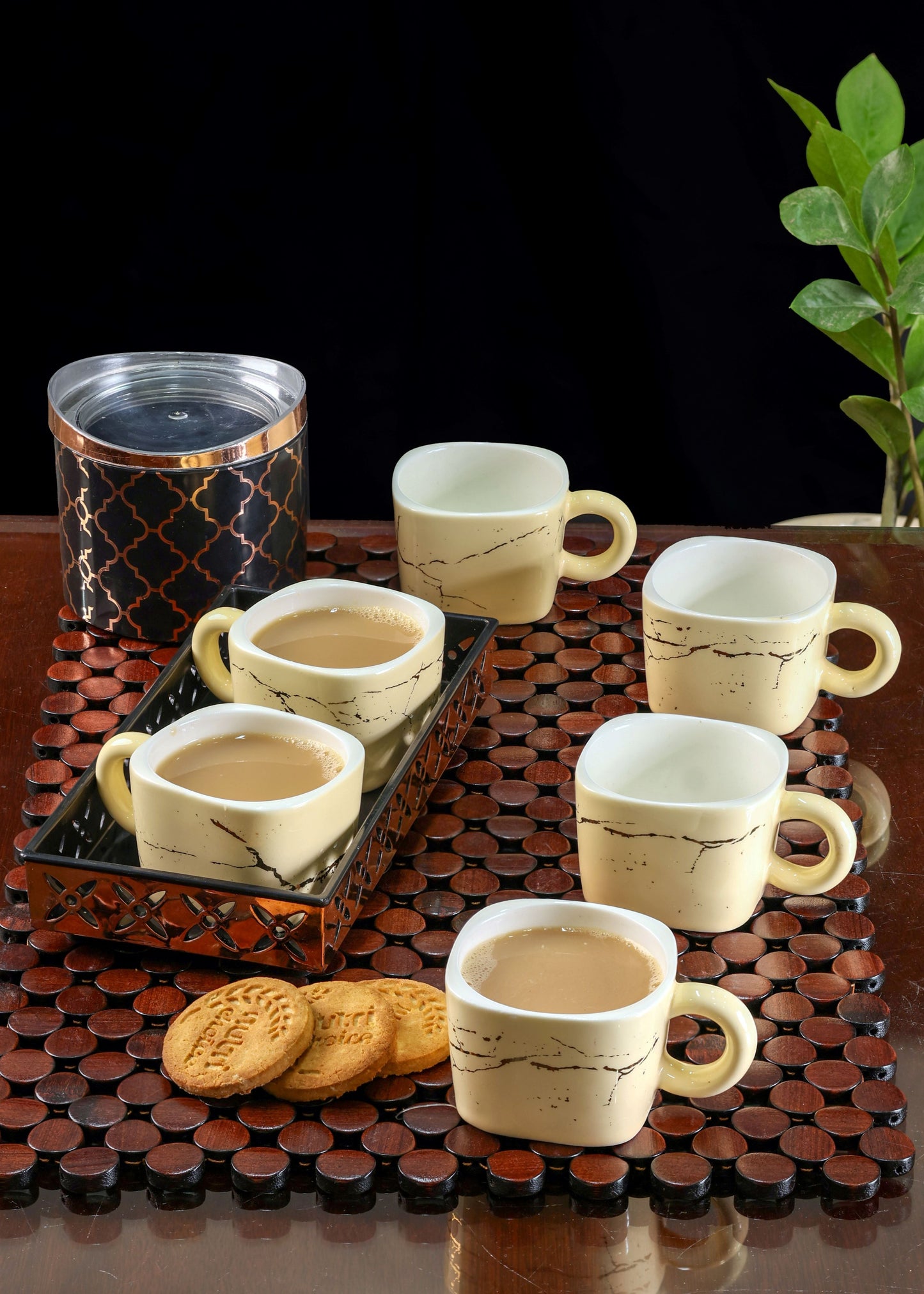 OFF WHITE ARTISAN MUG SET WITH GOLD ACCENTS SET-6