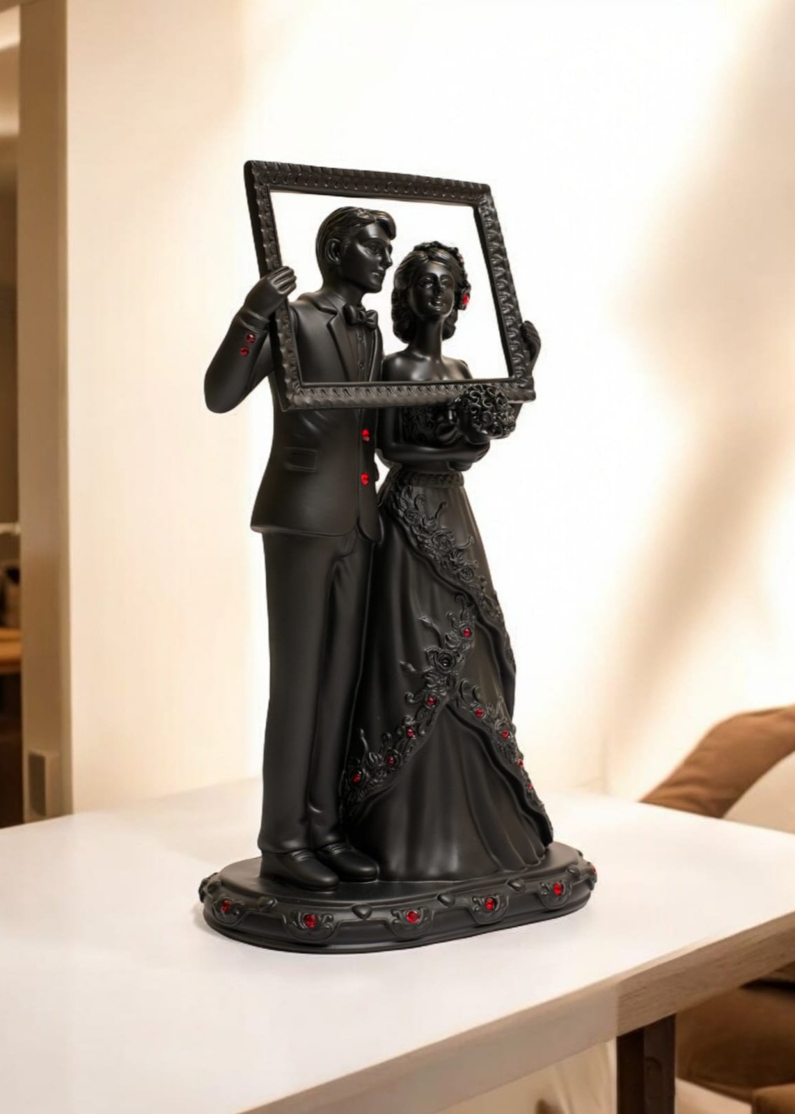 PICTURE-PERFECT LOVE WEDDING FIGURINE
