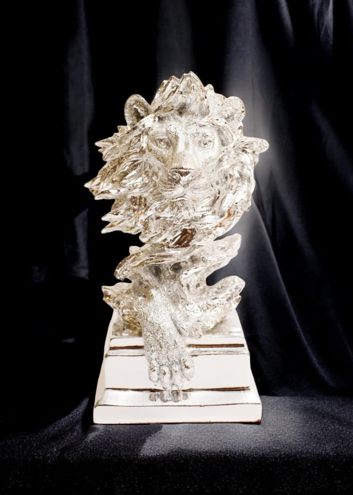 LION SCULPTURE