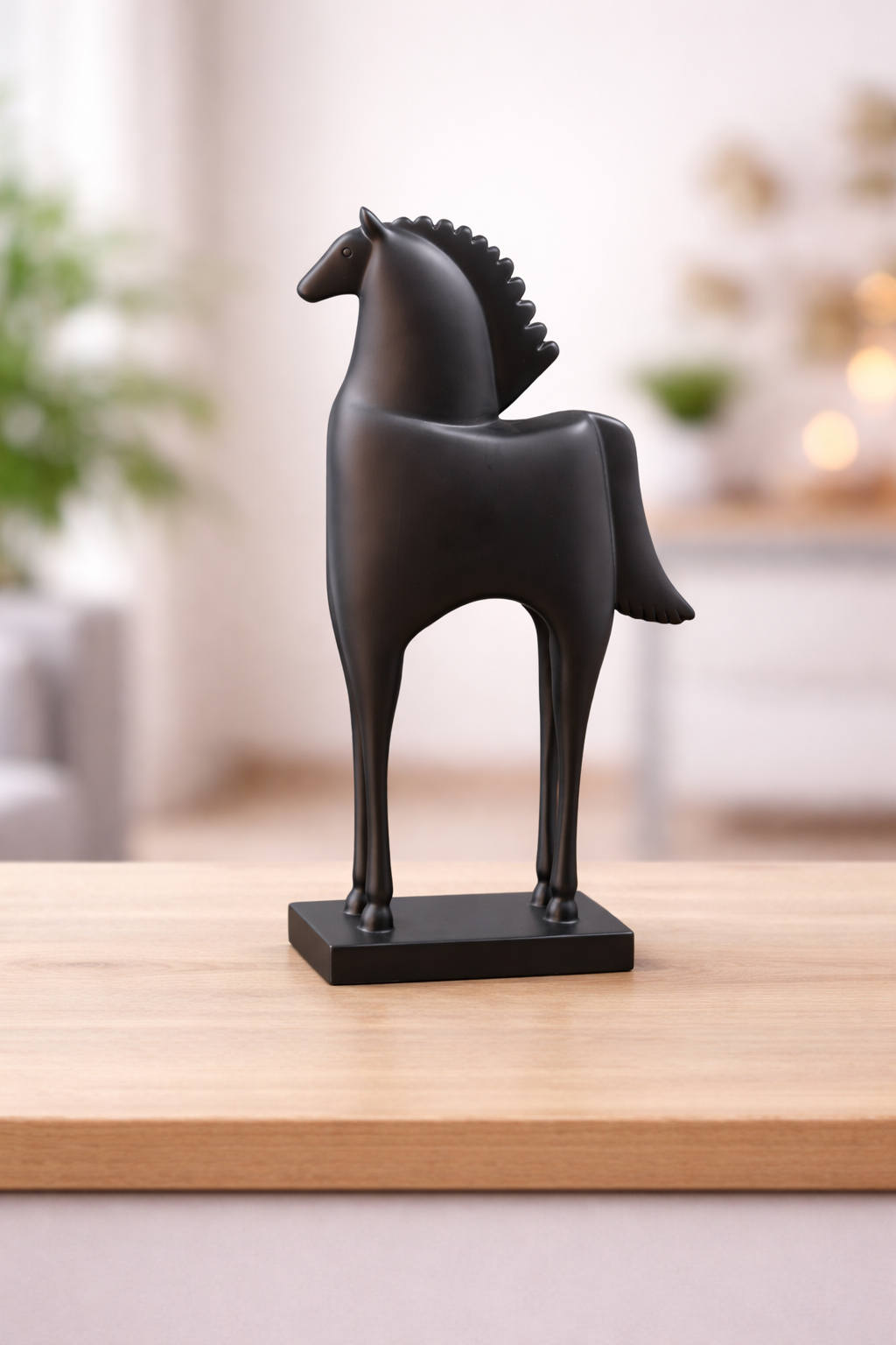 Modern Luxury Decorative Showpiece