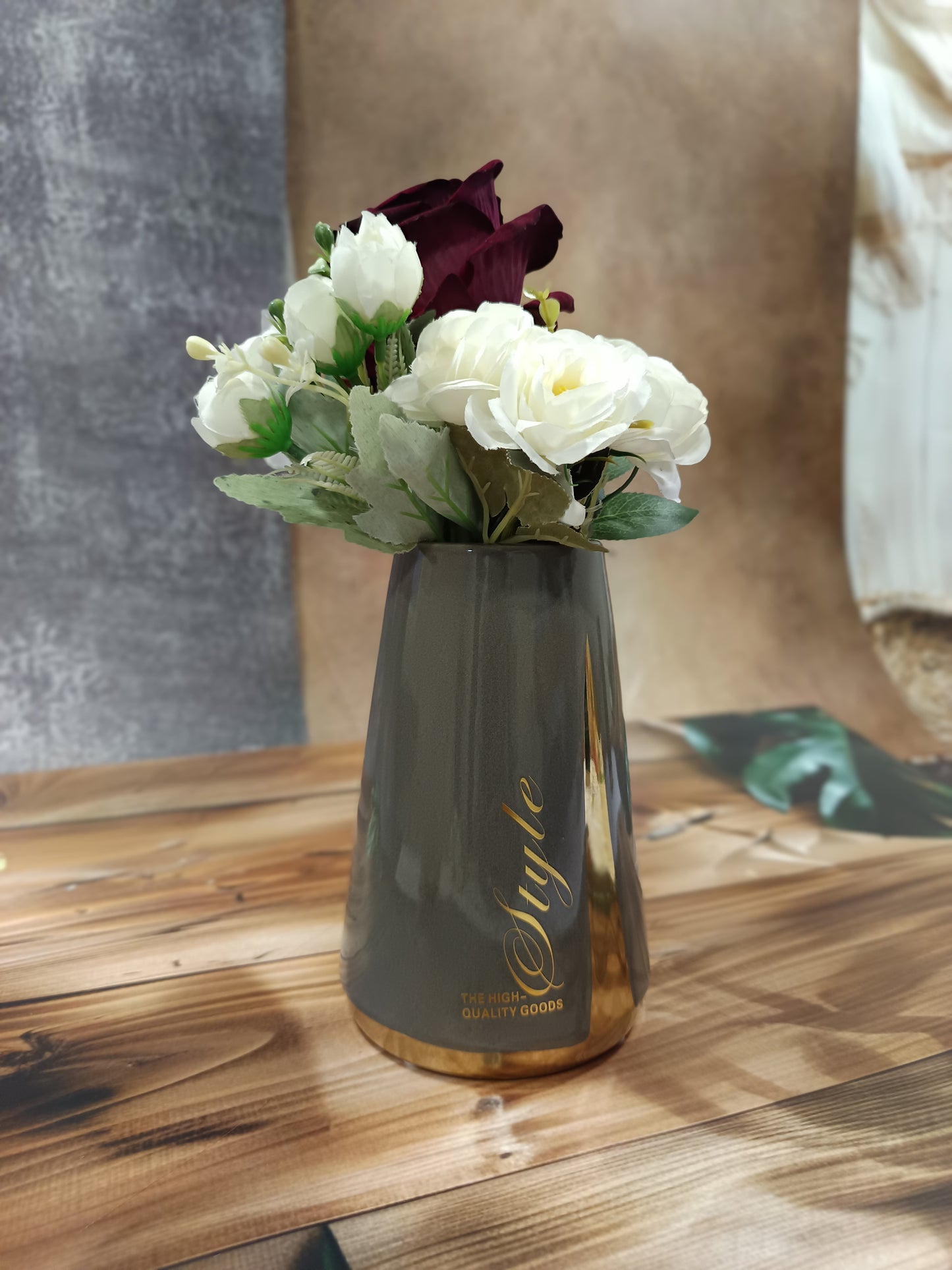 VASE 3