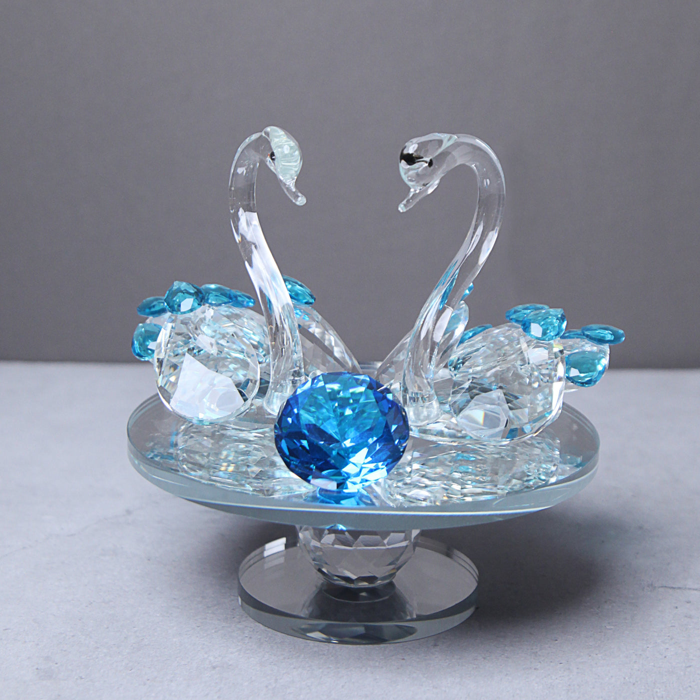 crystal duck showpiece
