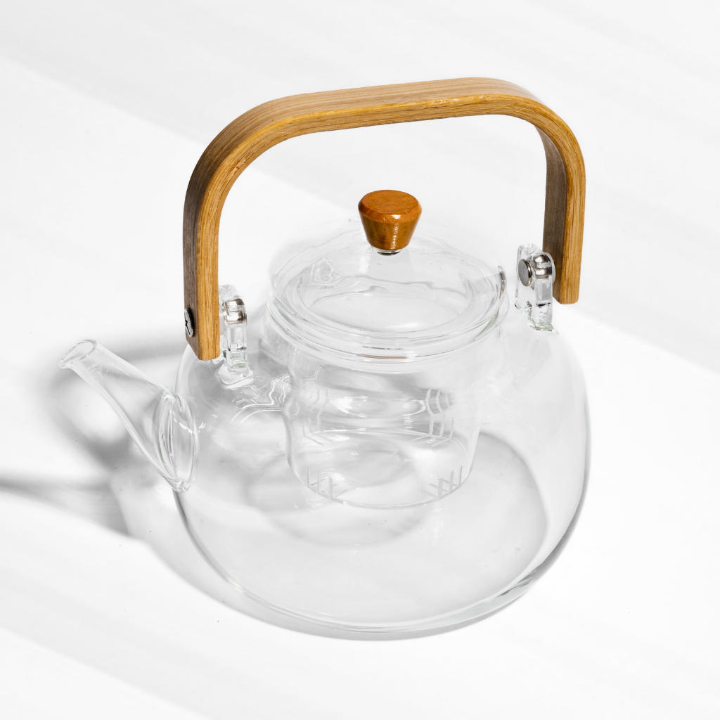 Clear Glass Kettle with Wooden Handle