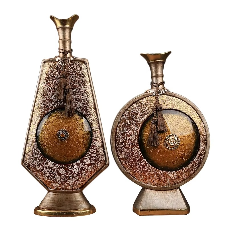 European-Style Gold Ceramic Vase