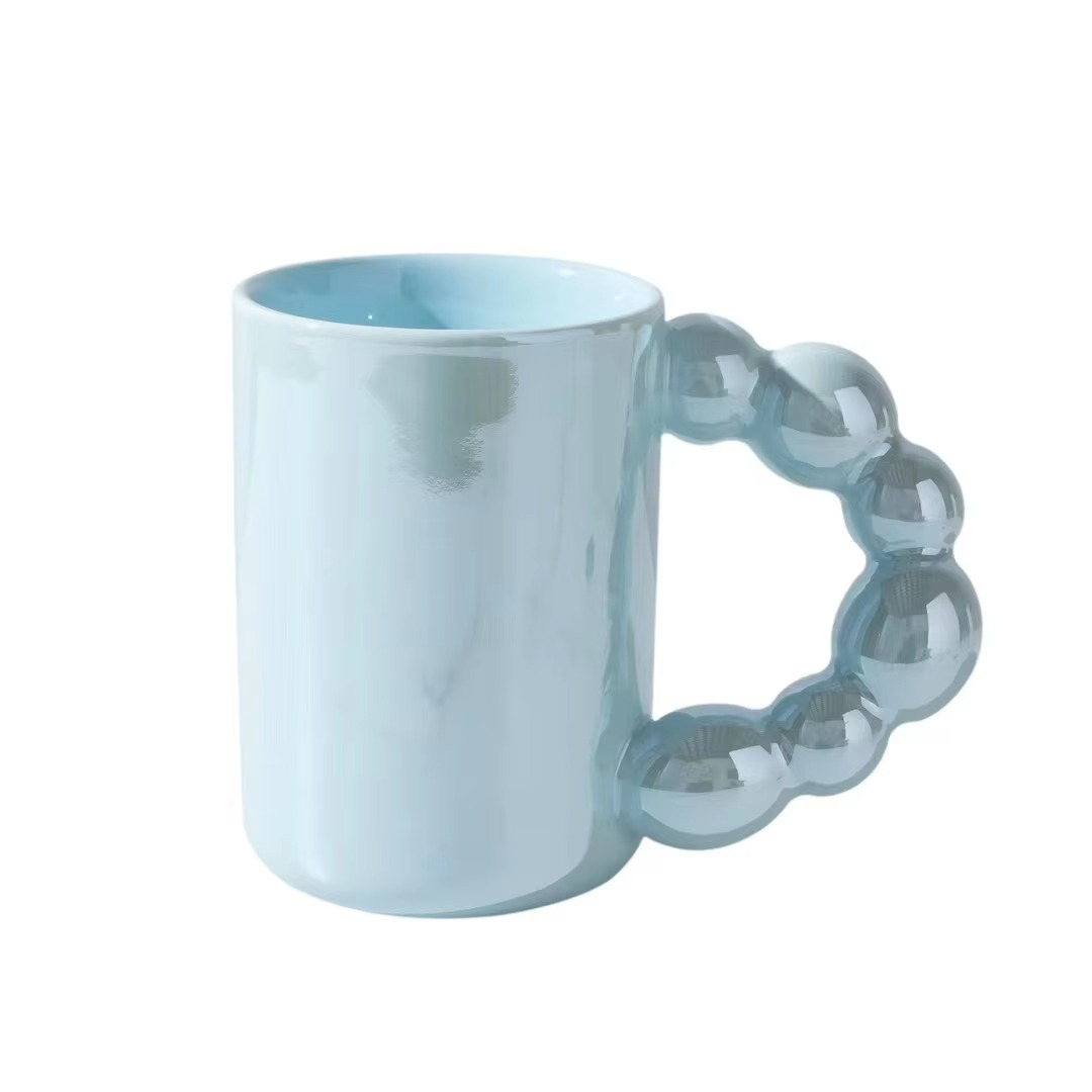 Modern Glossy Mug with Bubble Handle – Minimalist Elegance