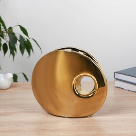 GEOMETRIC GOLD ACCENT VASE