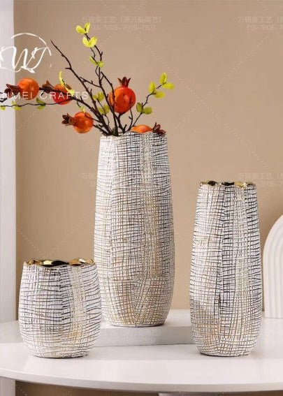 CERAMIC VASE