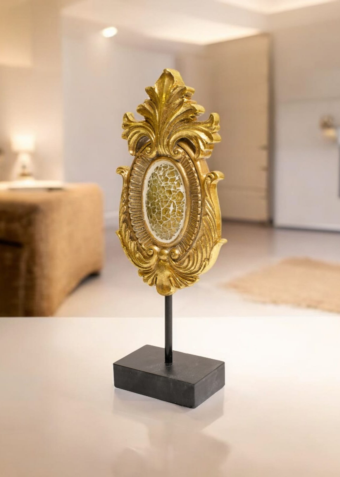 🎁 Gold Resin Showpiece (Discount)