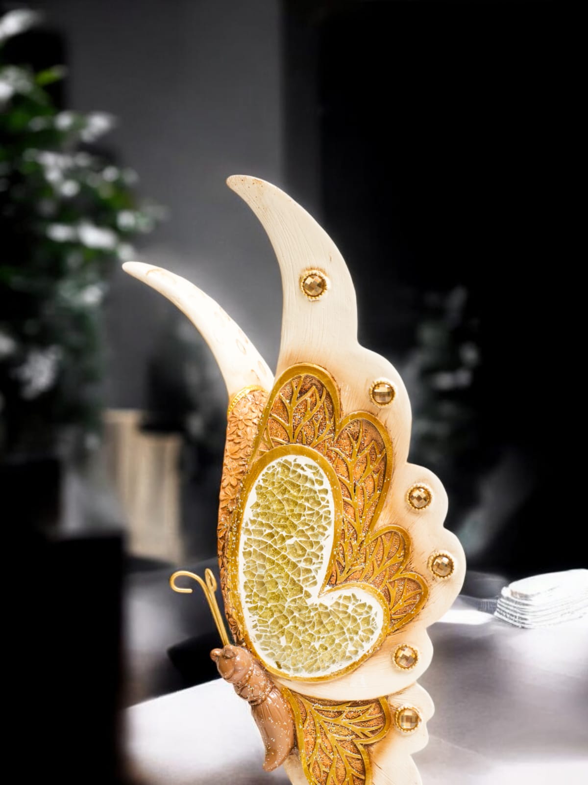 GOLDEN BUTTERFLY CANDLE HOLDER – ELEGANT DECORATIVE ACCENT