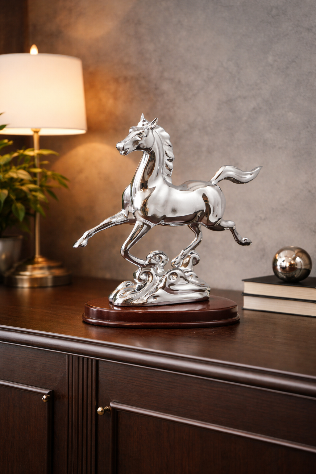 Majestic Horse Sculpture – Silver & Gold Finish
