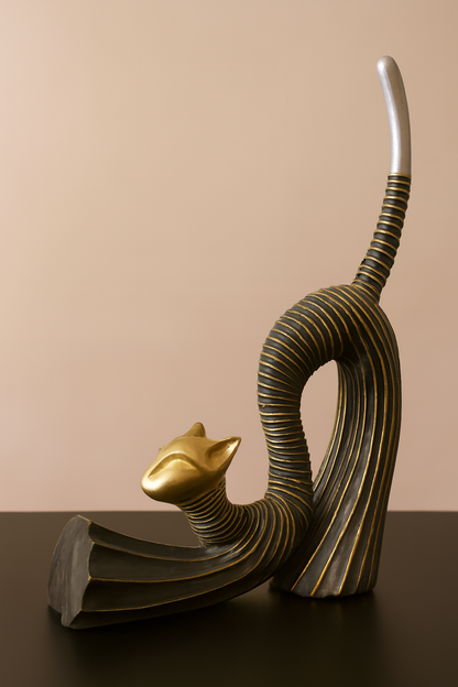 Abstract Cat Sculptures – Modern Art Decor