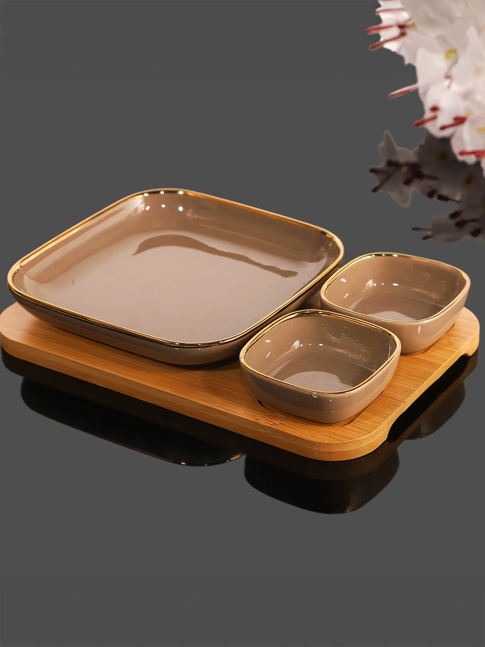 Luxury Ceramic Dinnerware Set – Golden Rim (3-Piece Set)