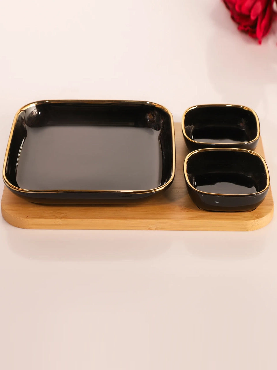 Luxury Ceramic Dinnerware Set – Golden Rim (3-Piece Set)