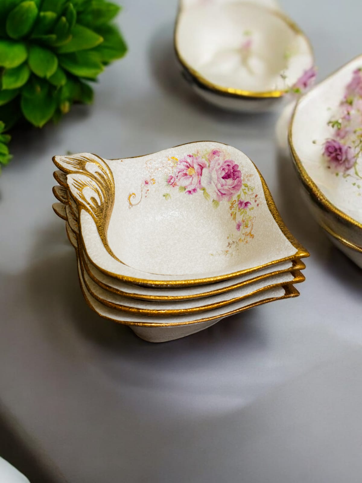 Elegant Floral Embossed Decorative Bowl Set