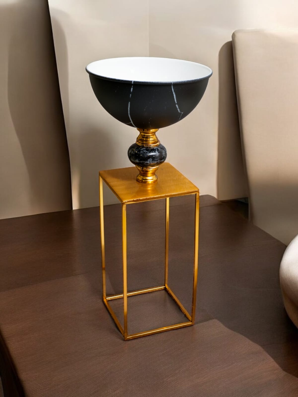 Black and Gold Elevated Candle Holder Set