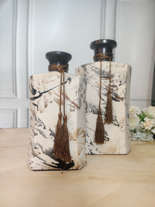 Marble-Effect Decorative Vase