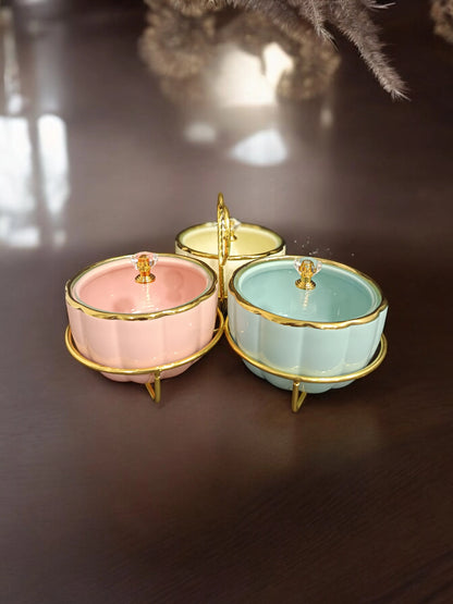 Set of 3 Bowls with Lid & Handle