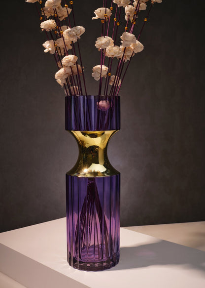 AMETHYST LUXE VASE – GOLD ACCENT ELEGANCE