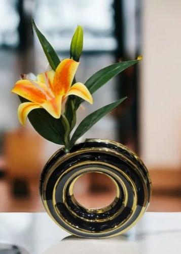 MODERN RING ACCENT VASE